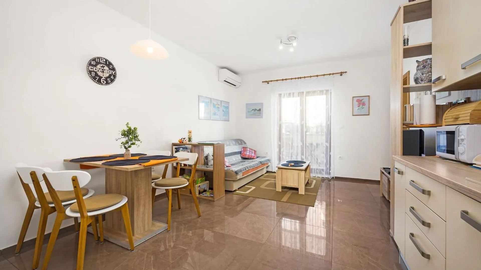Apartment Tania location
